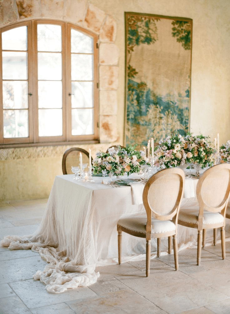design aranjamente florale nunta clasica eleganta Palatul Mogosoaia