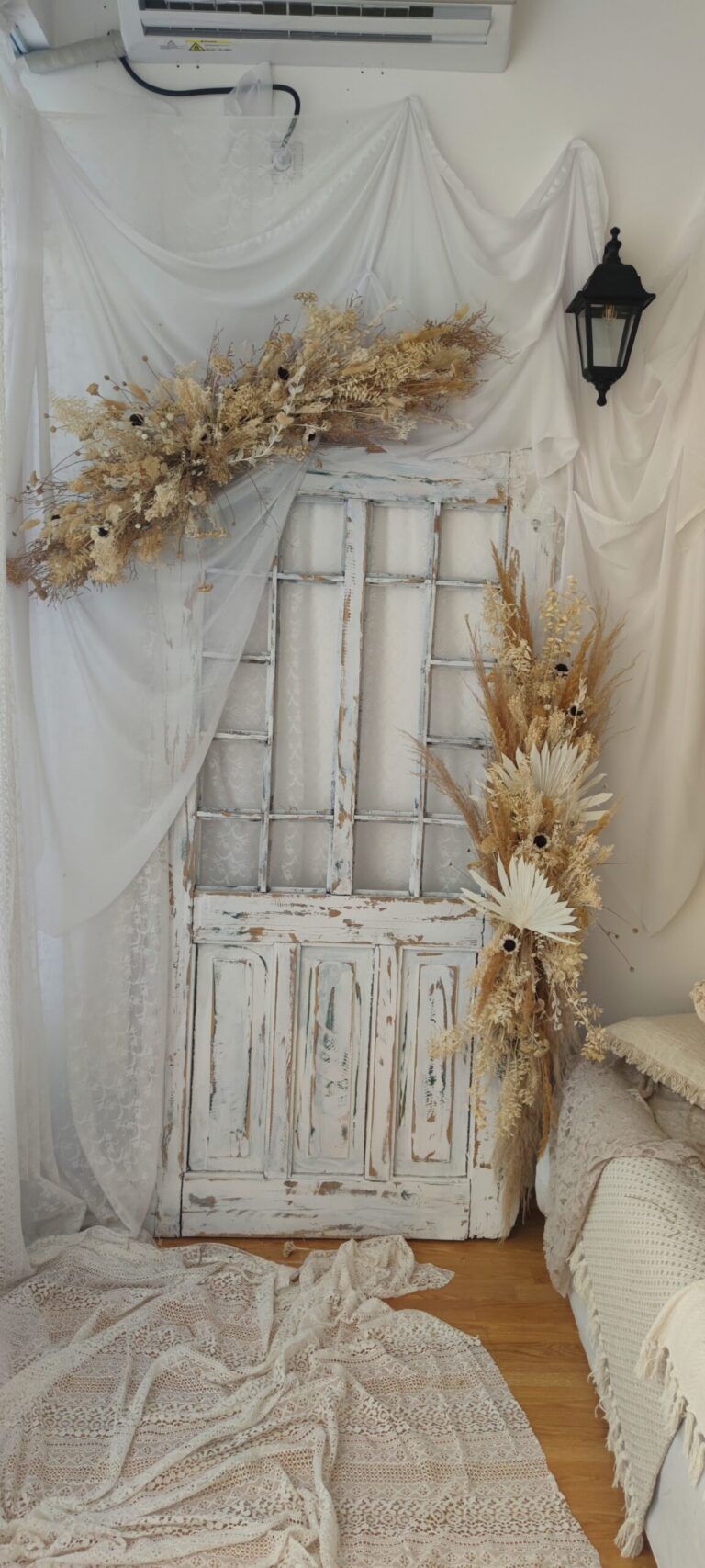 instalatie cu flori uscate pentru studio foto instalatie flori uscate aranjament din flori uscate